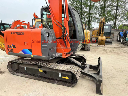 Χρησιμοποιούμενη μίνι εκσκαφέας Hitachi zx50 με πιστοποίηση EPA/CE σε εξαιρετική κατάσταση.