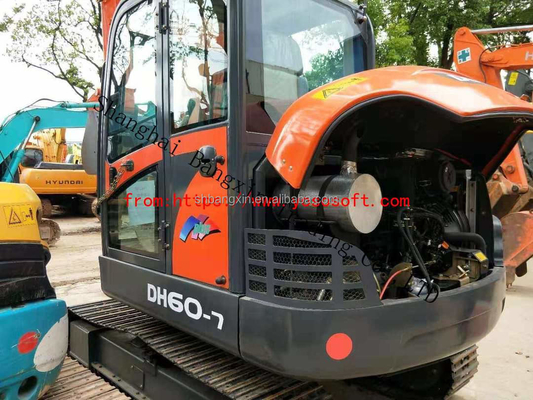 700 ώρες εργασίας Χρησιμοποιείται Doosan DH60-7 Crawler Excavator με 1 και μετά την πώληση υποστήριξη