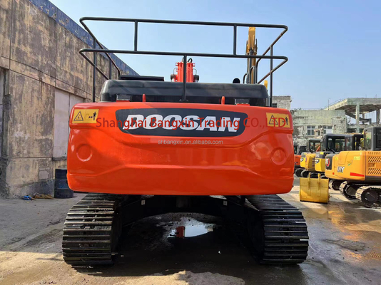Χρησιμοποιούμενη εκσκαφέας Doosan DX300LC-9C με προηγμένη τεχνολογία και ισχυρή απόδοση