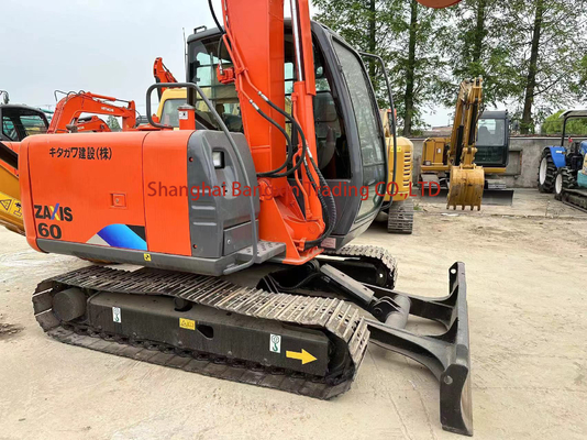 Χρησιμοποιούμενος εξορυκτής Hitachi ZX60 Mini με ισχυρή ισχύ και υδραυλική σταθερότητα