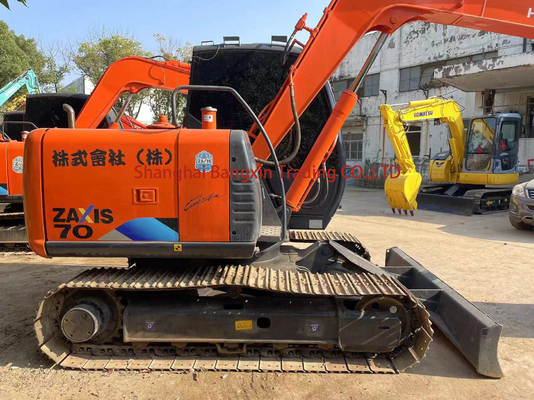 Εξαγωγέας μεταχειρισμένων υλικών Hitachi ZX70 από την Ιαπωνία με πιστοποίηση EPA/CE
