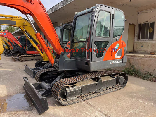 Χρησιμοποιήθηκε Doosan DX60 Excavator Doosan στην Κορέα με ισχυρή ισχύ και υδραυλική σταθερότητα