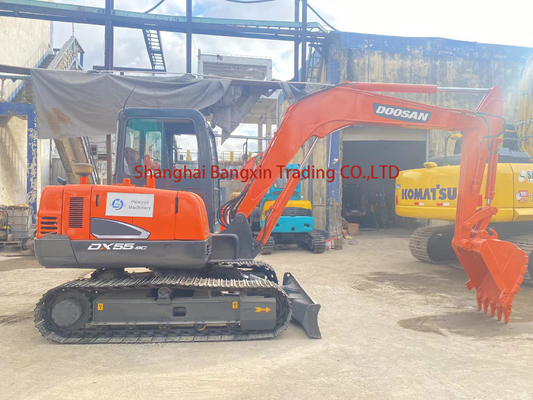 Χρησιμοποιούμενος εξορυκτής Doosan DX55-9C με ισχύ 36,2 KW και βάρος 5500 KG