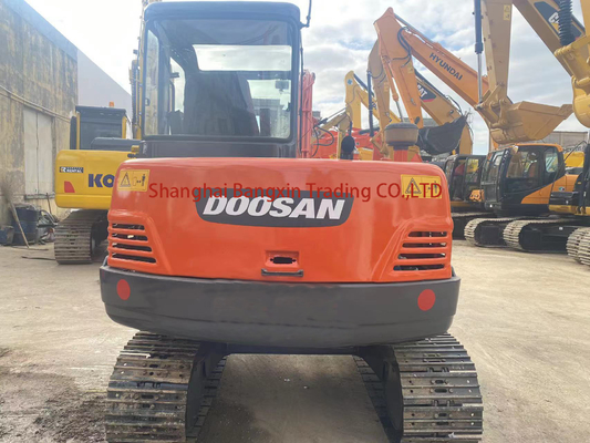 Μπορούμε να επιθεωρήσουμε το Doosan DH55 Mini Excavator με εξαιρετικές επιδόσεις εργασίας και 1