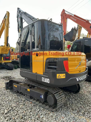 Δεύτερο χέρι VOLVO EC60D Μίνι Excavator με αρχική υδραυλική βαλβίδα και κινητήρα ISUZU